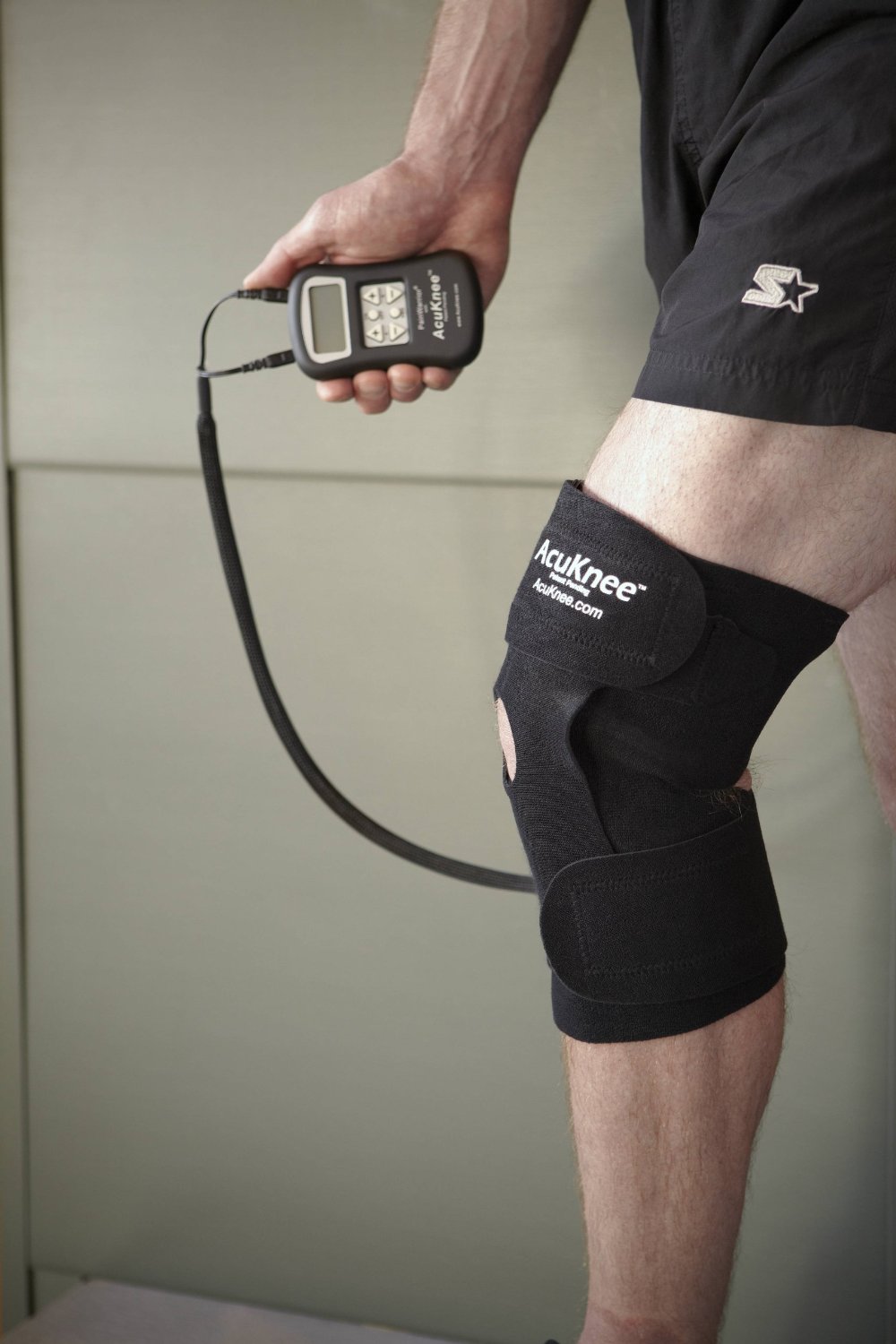 AcuKnee Knee Pain Treatment System Review | Tens.net